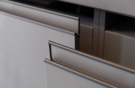 Como Escolher o Perfil de Alumínio Ideal para Cada Tipo de Móvel