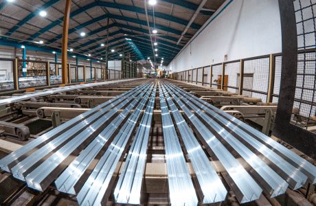 Checklist Definitivo para Escolher um Fornecedor Confiável de Perfis de Alumínio